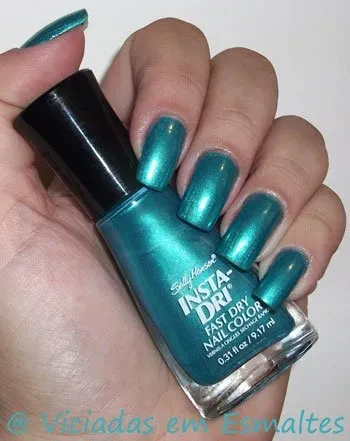 Esmalte Blue Streak 12 * Sally Hansen