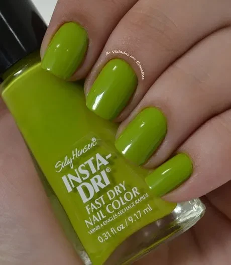 Esmalte Sally Hansen Lickety-Split Lime Insta-Dri
