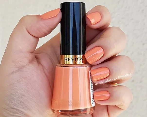 Esmaltes Revlon :: Privileged 715