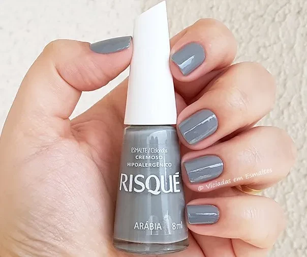 Esmalte Risqué Arábia * Cinza Cremoso