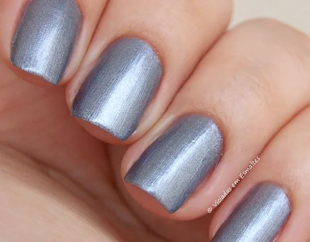 Unhas com Esmalte Beauty Color Sete Chaves
